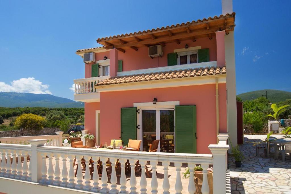 Iliachtides Villas Karavomylos Exteriör bild