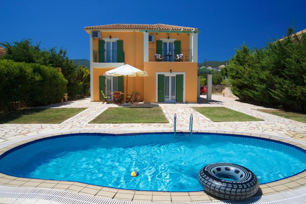Iliachtides Villas Karavomylos Exteriör bild
