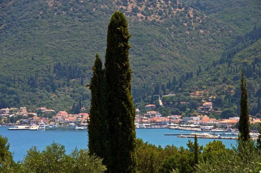 Iliachtides Villas Karavomylos Exteriör bild